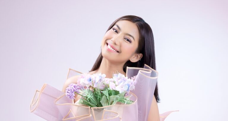 Made Aurelia remake lagu “Asmara” milik Aura Kasih dengan vibe centil