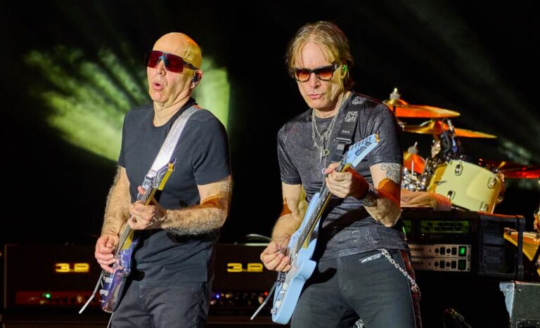  Joe Satriani dan Steve Vai rilis video musik single “The Sea Of Emotion”