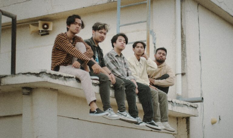 Berdomisili di Surabaya dan Malang, Pawsicles lahirkan single debut “Orange”