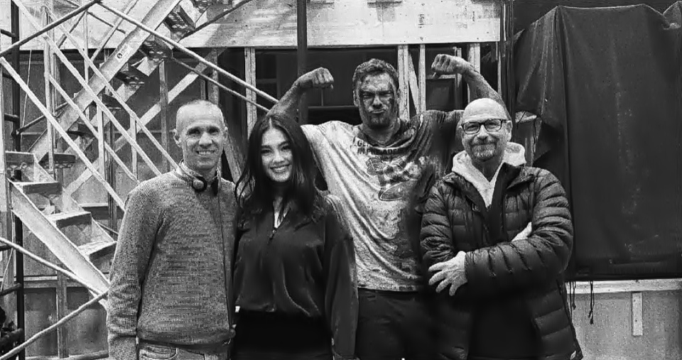 Agnez Mo dan crew series Reacher