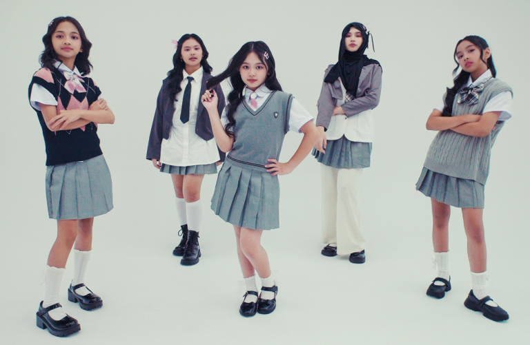 Girl band lintas negara LUMINA luncurkan single debutnya