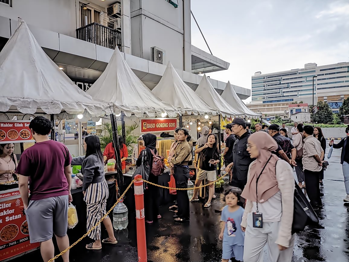 Safari Bazaar 17 Signature Park Grande