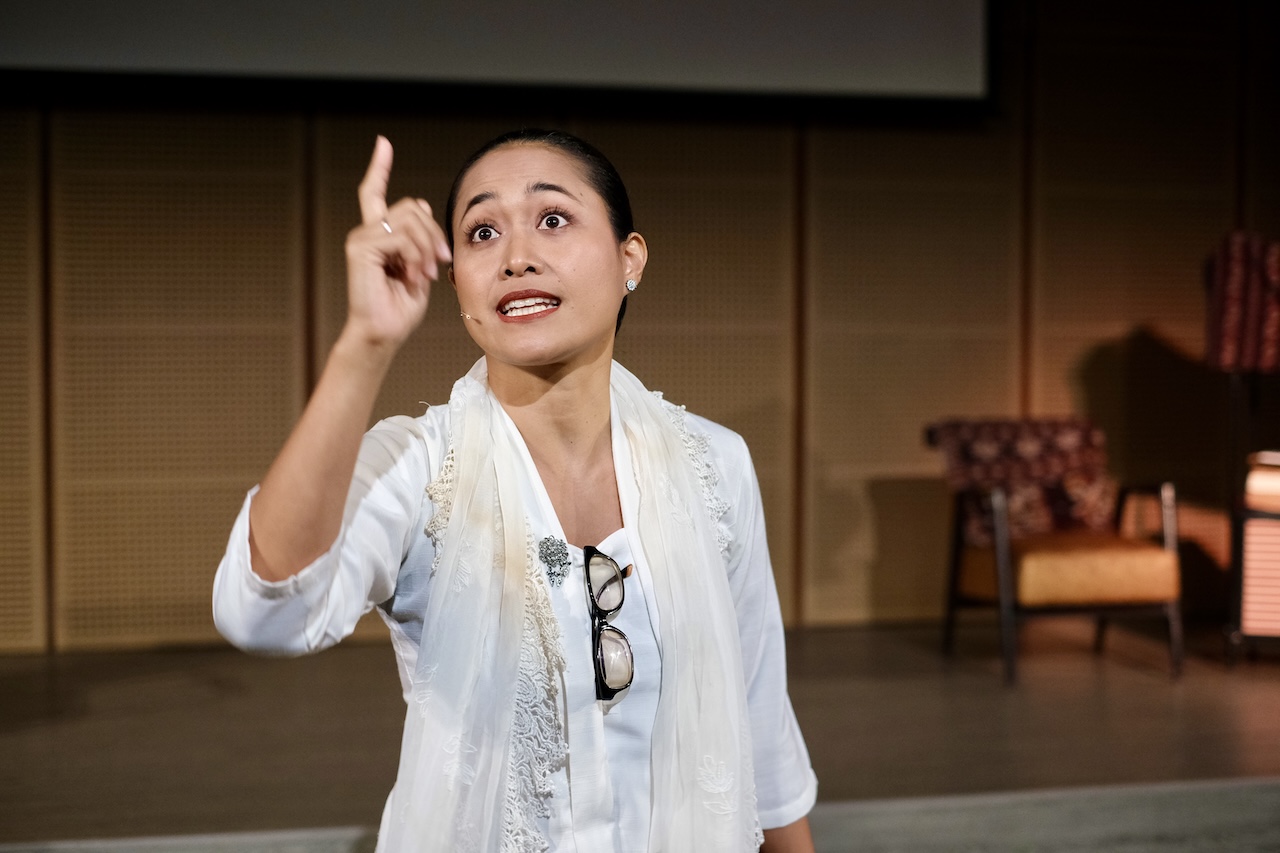 Pementasan Dapur Sumur Tutur oleh Putri Ayudya 