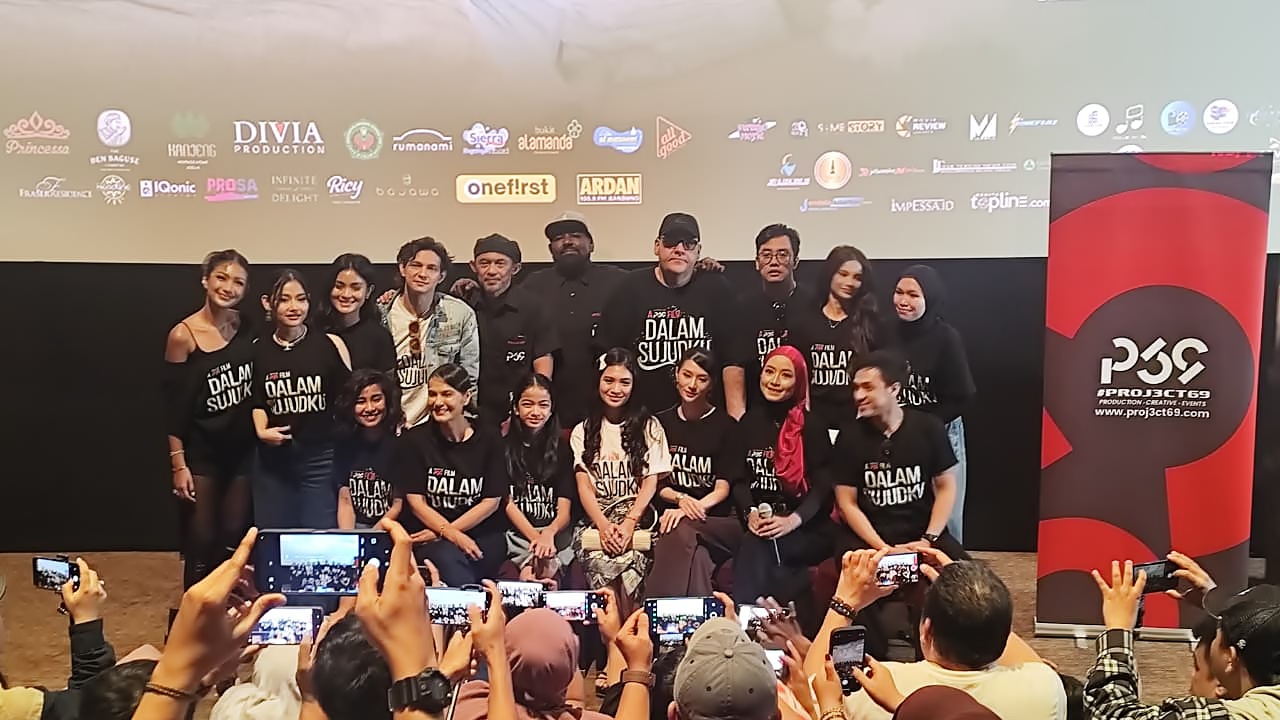 Presscon film "Dalam Sujudku"