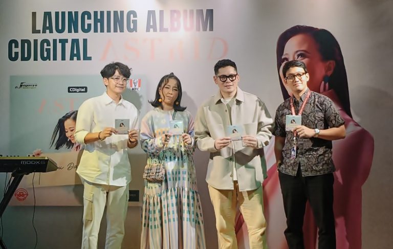 Makin pede di jalur indie, Astrid rilis album “Aku dan Cahaya”