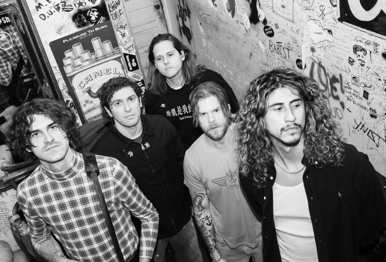 Band asal Texas, Culture Wars rilis album debut dan tur dunia