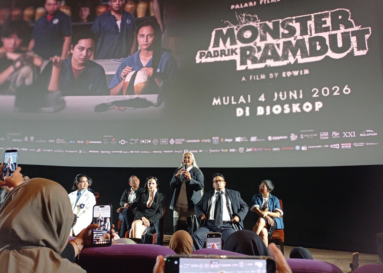 Presscon film Monster Pabrik Rambut