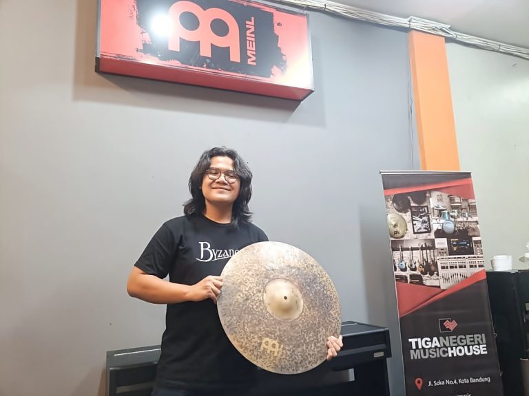 Eric Sudrajat kembali dipercaya oleh brand Meinl Cymbal