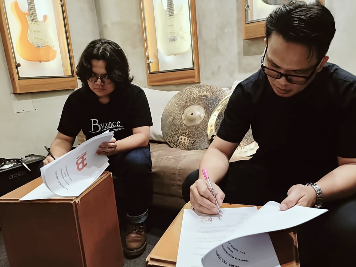 Tanda tangan kerjasama endorser