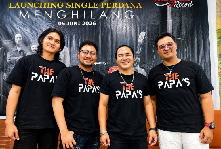 Padukan warna musik pop dan rock, The Papa’s rilis single debut
